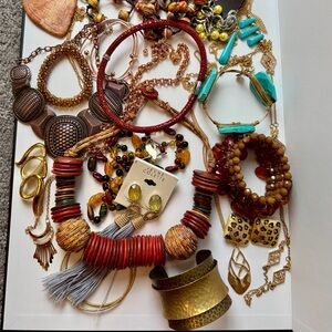 Lovely Earth Tone Jewelry Lot